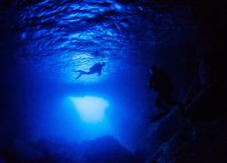 Malta scuba diving holiday. Cavern and cave diving.